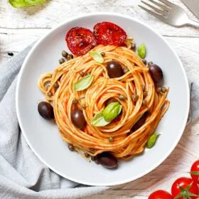 Pasta alla puttanesca