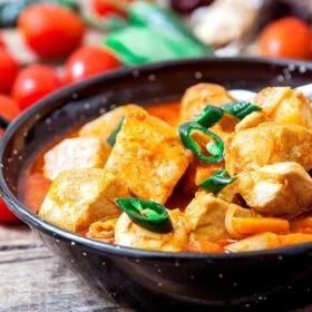 Punainen Curry