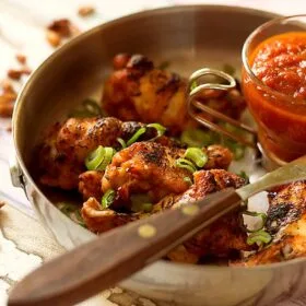 Kanansiivet Hot-Hot -kastikkeessa