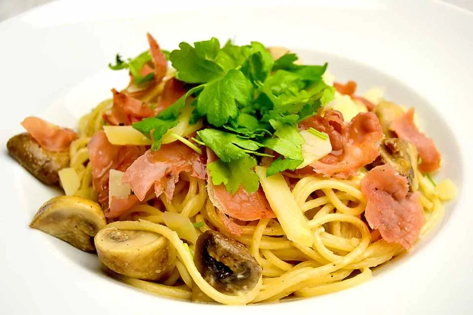 Kinkkupasta