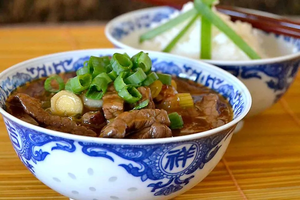 Paistia_osterikastikkeessa