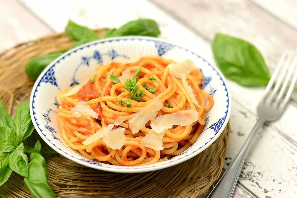 Tomaattipasta - pasta al pomodoro
