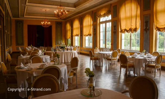 Château Belá ruokasali