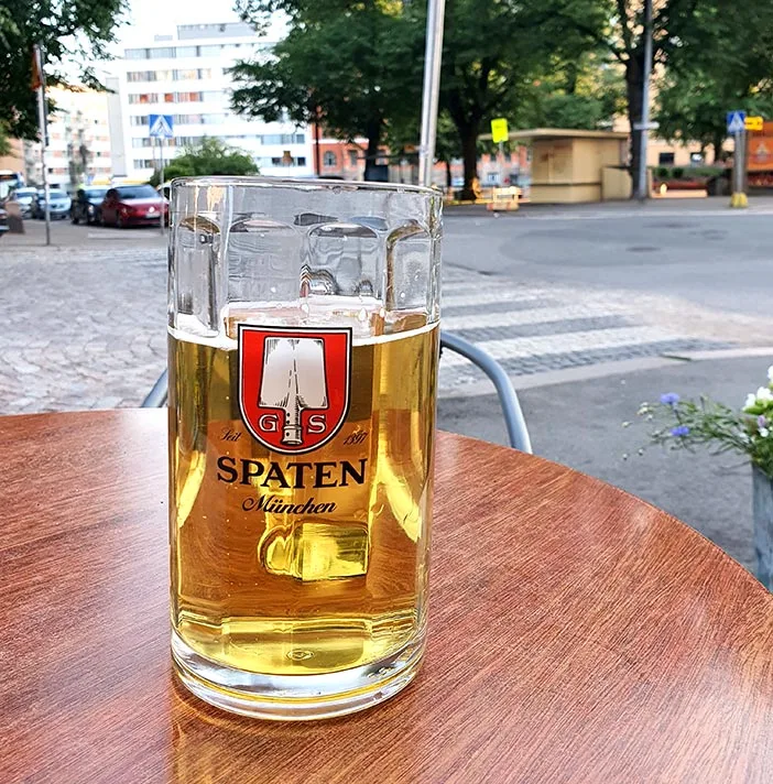 Sivukirjasto - Spaten
