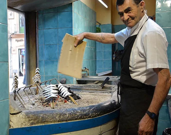 Malagan ravintolat El Mentidero grilli
