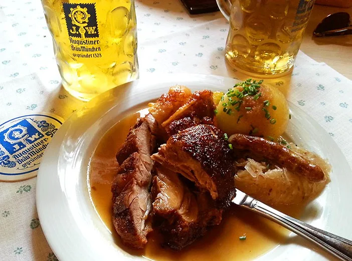 Augustiner kellerin ruoka